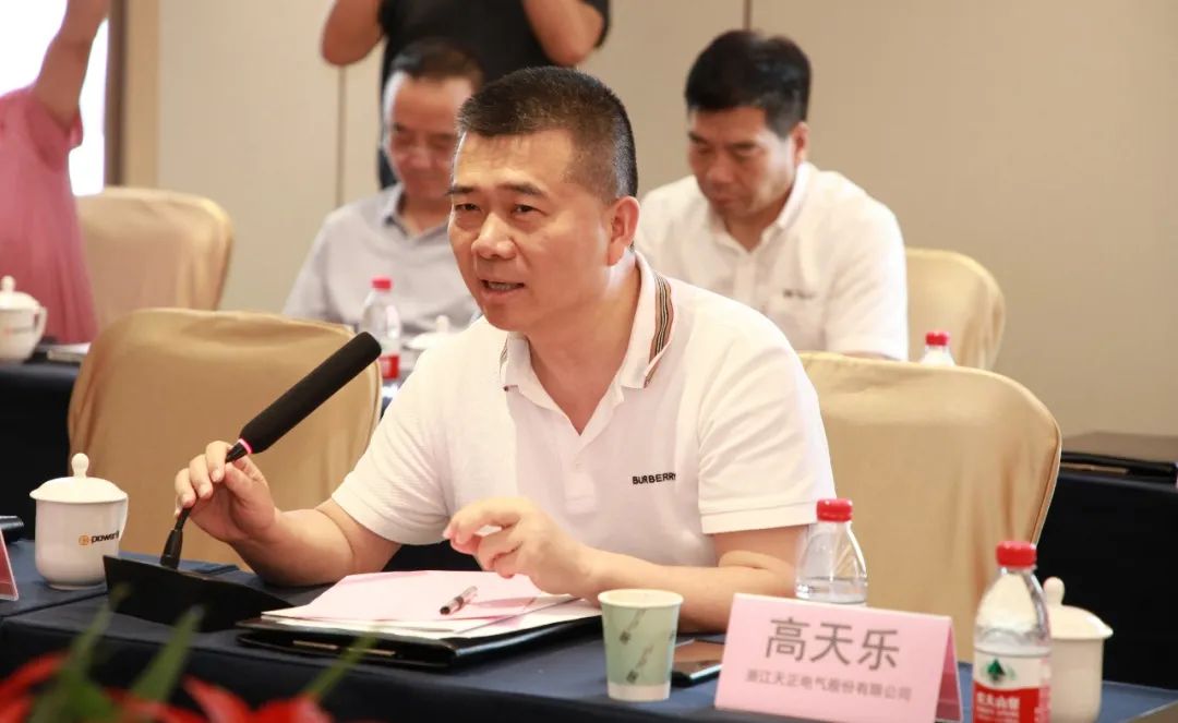 慶祝建黨百年華誕 商會組織企業家走進創力開展參觀座談等活動(圖2) 慶祝建黨百年華誕 商會組織企業家走進創力開展參觀座談等活動(圖2)