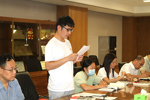 【匯聚青年力量 奮進時代征程】創力集團黨支部召開專題黨課暨預備黨員轉正黨員大會(圖2) 【匯聚青年力量 奮進時代征程】創力集團黨支部召開專題黨課暨預備黨員轉正黨員大會(圖2)