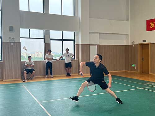微信圖片_20230710115651.jpg 上海創力集團成功舉辦2023年重固鎮職工羽毛球比賽(圖4)