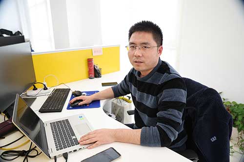 電氣周明星.jpg 電氣周明星.jpg