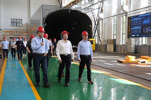 中國工程院院士謝和平一行蒞臨創(chuàng)力集團(tuán)考察指導(dǎo)(圖3) 中國工程院院士謝和平一行蒞臨創(chuàng)力集團(tuán)考察指導(dǎo)(圖3)