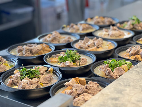 微信圖片_20251103143459_67_84.jpg 【喜迎食堂新篇章 共品舌尖幸福感】創力集團食堂運營模式升級暨開業活動取得圓滿成功(圖1)