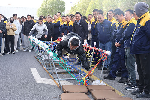 飛奪瀘定橋2.jpg 躍動創力 智勝未來 | 創力集團2025年主題運動會圓滿落幕(圖23)